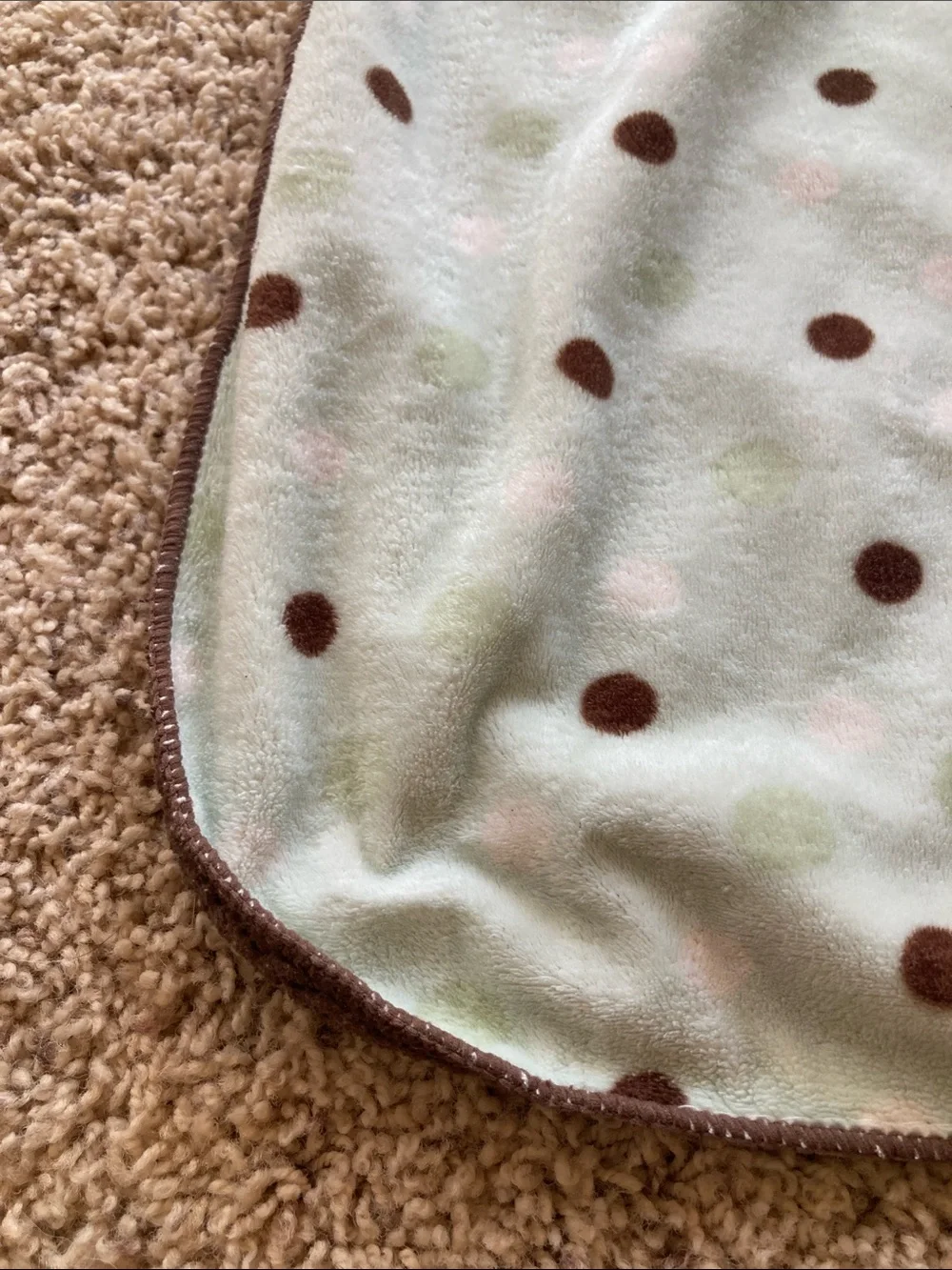 Source Unknown Mint Green and Brown Polka Dot Throw Blanket